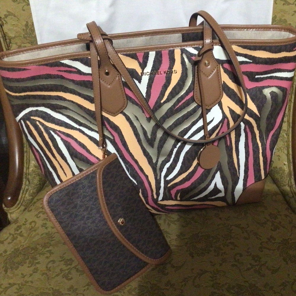 Michael Kors Multicolor Zebra Print  Large Tote Bag/attached small bag inside